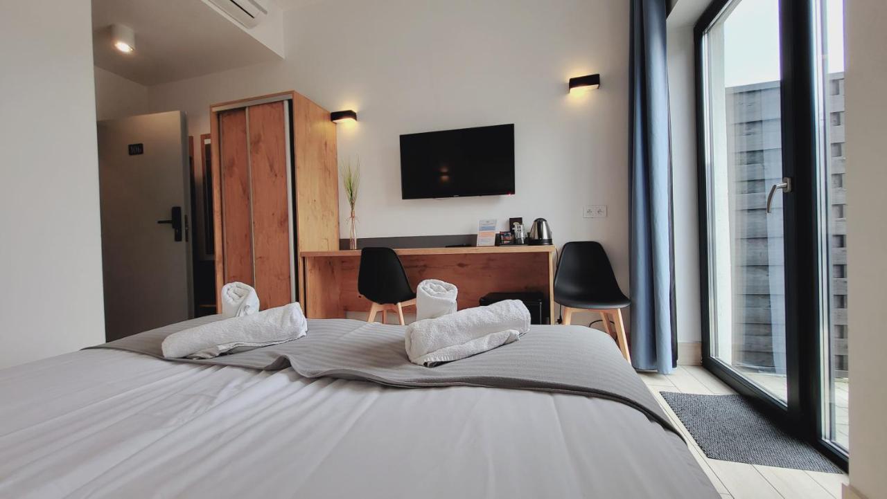 Hotel Konopielka Зблево Екстериор снимка
