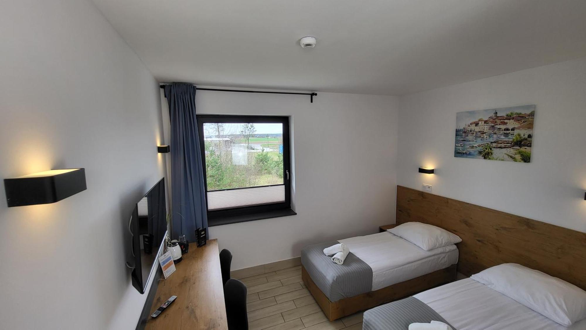 Hotel Konopielka Зблево Екстериор снимка