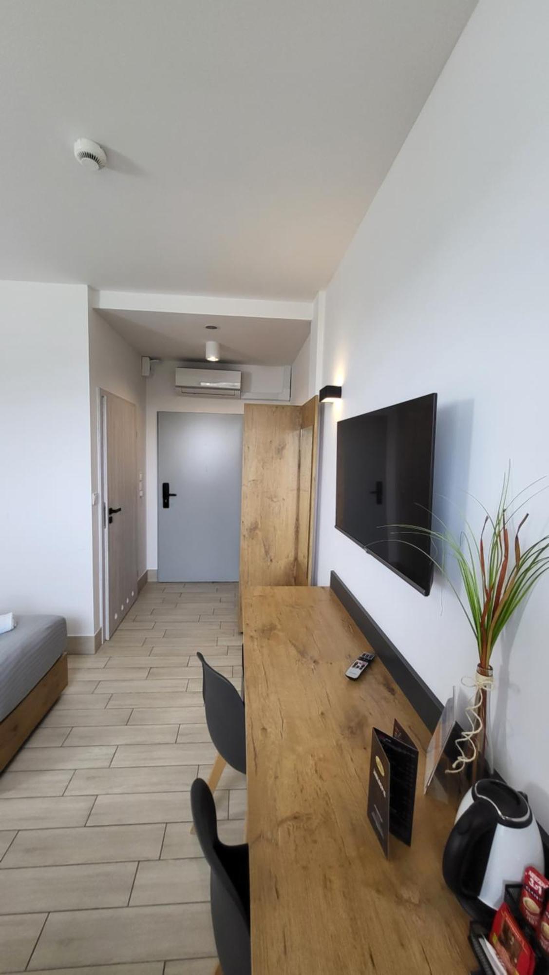 Hotel Konopielka Зблево Екстериор снимка